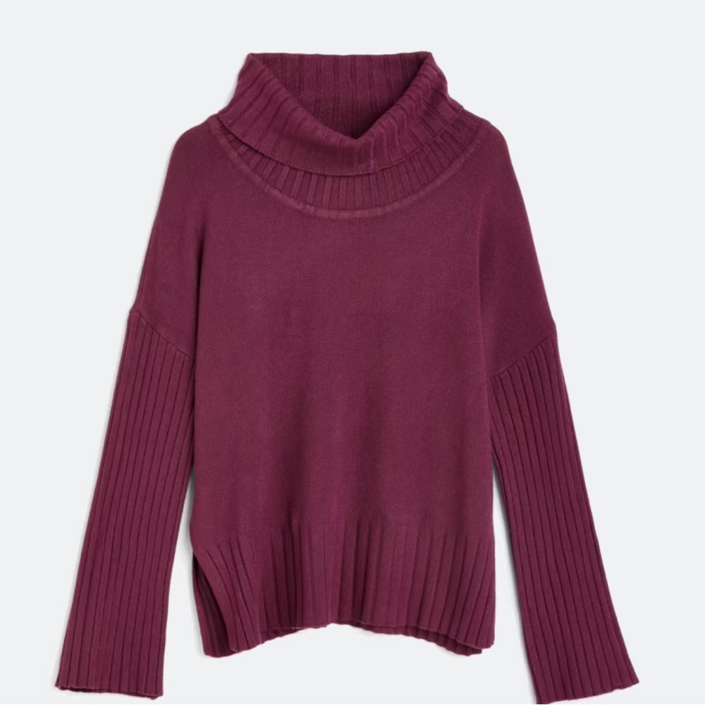 Like new! Kappy Turtleneck Sweater